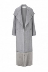 AMANDA WAKELEY – Ito Grey Wool and Shearling Coat – as worn by Miranda Kerr at Heathrow airport, 18 November 2015. Celebrity fashion | designer coats | what celebrities wear | star style