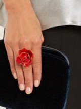 OSCAR DE LA RENTA Rosette enamel-painted ring ~ red floral rings