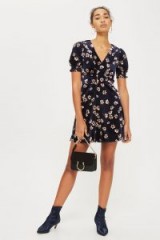 TOPSHOP Floral Print Velvet Dress / vintage style floral dresses