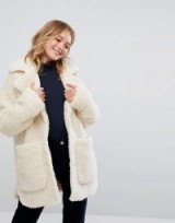 Monki Borg Teddy Jacket / white faux shearling coats