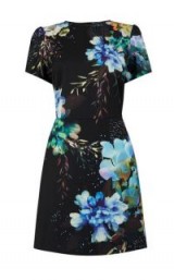 OASIS FAIRYTALE SHIFT DRESS / floral dresses