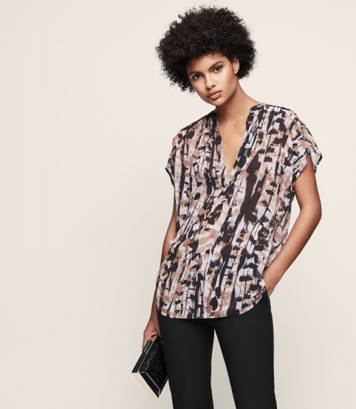 REISS FEATHER PRINTED SILK SHORT SLEEVED TOP ~ printed collarless tops