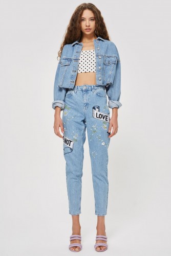 MOTO Bleach ‘Love Me’ Mom Jeans | slogan denim