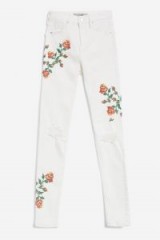 MOTO Embroidered Jamie Jeans / white floral denim