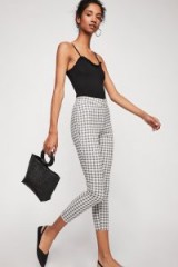 FREE PEOPLE Belle Printed Skinny Trousers / check print skinnies