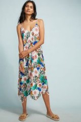 Allihop – Shawna Printed Dress / tasseled handkerchief hem