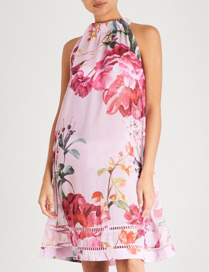 TED BAKER Serenity crepe cover up in pale pink – pretty beachwear – poolside dresses