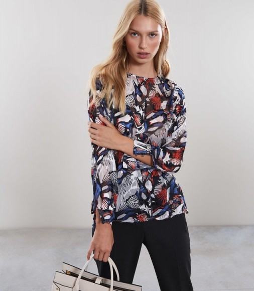 REISS AMERIS BUTTERFLY BURNOUT PRINT BLOUSE ~ RELAXED FIT BOLD-PRINTED TOPS