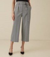 REISS MOLLIE BELTED CULOTTES MONOCHROME ~ chic crop leg pants