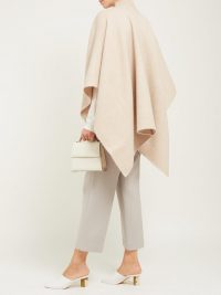 WEEKEND MAX MARA Dodo poncho in beige ~ chic ponchos