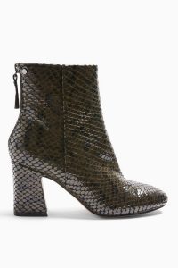 TOPSHOP BELIZE Khaki Smart Boots / green snake prints