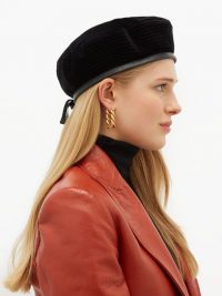 GUCCI Emille black velvet beret ~ chic accessory