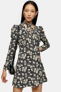 TOPSHOP Lily Print Tie Neck Mini Dress in monochrome / puff sleeve dresses