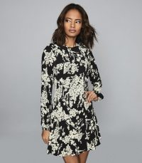 Reiss GABRIELLA FLORAL PRINTED MINI DRESS BLACK