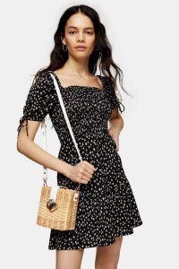 TOPSHOP Black And White Shirred Tea Dress / ditsy prints