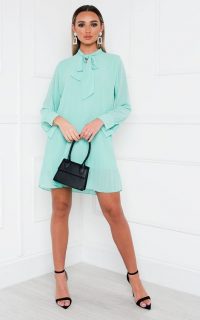 Ikrush Dianna Pleated Bow Shift Dress in Mint – green dresses