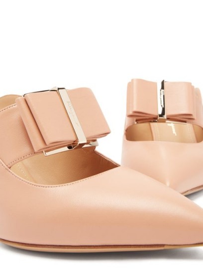 SALVATORE FERRAGAMO Zelda point-toe leather mules in pink=beige