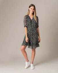 JIGSAW LEAVES CRINKLE TEA DRESS