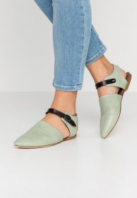 lilimill ZAIA Slip-ons in twister pesto