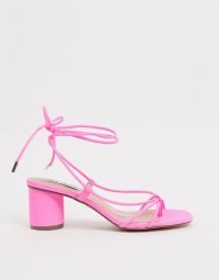Steve Madden Ivanna mid heel naked sandal in neon pink – ankle tie sandals