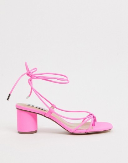 Steve Madden Ivanna mid heel naked sandal in neon pink – ankle tie sandals