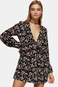 Topshop Floral Print Plisse Playsuit | deep V neckline playsuits | plunge front necklines | plunging