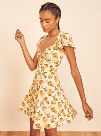 Reformation Kenni Dress in Lemonade | fruit prints | lemon print fit and flare dresses | plunge front neckline