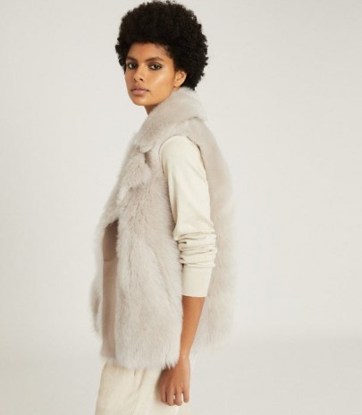 Reiss TABITHA SHEARLING GILET WITH ZIP DETAIL NEUTRAL – casual luxe – sleeveless jackets – fur gilets