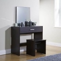Julia Dressing Table Set – features a large drawer with metal drawer runners and modern handle