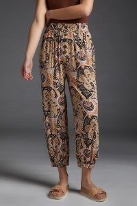 ANTHROPOLOGIE Odette Printed Joggers in Honey / floral jogging bottoms