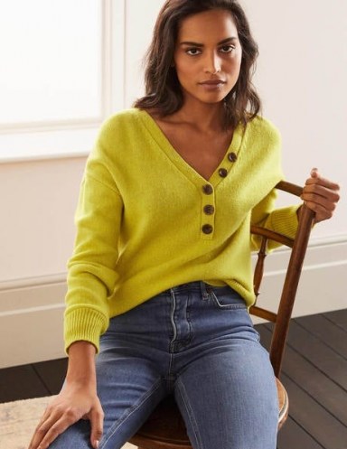 Boden Walberswick Henley Jumper – Chartreuse | yellow-green V-neck jumpers