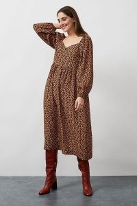 Kachel Ditsy Floral Midi Dress / blouson sleeve dresses