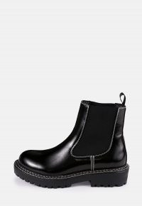 MISSGUIDED black sole stitch chelsea boots