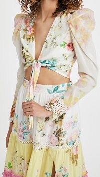 Hemant and Nandita Crop Top / puff sleeve floral tie front tops