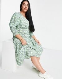 Never Fully Dressed Plus puff sleeve pleated midaxi dress in green geo print | plus size dresses | volume sleeves