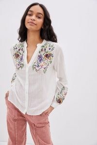 ANTHROPOLOGIE Joanne Embroidered Buttondown / floral summer shirts