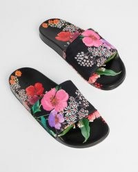 TED BAKER ASHLIN Metropolis Slider / black floral slides