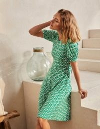 BODEN Roberta Jersey Dress / green floral dresses