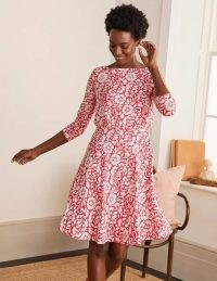 BODEN Nellie Jersey Dress / red floral flippy skirt dresses