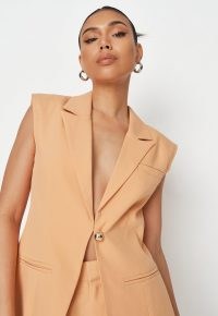 MISSGUIDED peach tailored longline sleeveless blazer ~ women’s on trend summer blazers