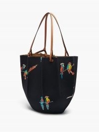 LOEWE PAULA’S IBIZA Shell parrot-print canvas tote bag / summer bags printed with parrots / bird prints