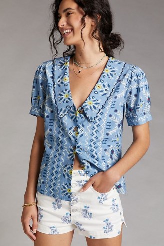 Forever That Girl Abstract Puff-Sleeve Shirt / womens blue floral oversized collar shirts