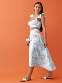 REFORMATION Junie Linen Two Piece / women’s summer fashion sets / floral linen crop top and skirt co ord