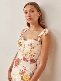 REFORMATION Nikita Dress in Bouquet / fitted bodice tie shoulder strap dresses / tiered hem / floral prints