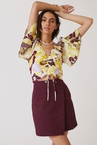 Maeve Cinched Flutter-Sleeve Top Yellow Motif / floral cropped front ruched angel sleeved tops / crop hem clothing