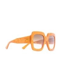 Gucci Eyewear oversize square-frame sunglasses in orange / women’s retro eyewear / glamorous vintage style sunnies / farfetch