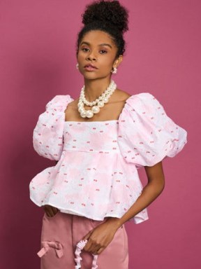 sister jane DREAM Venus Coral Jacquard Top Baby Pink – women’s puff sleeve tops – voluminous fashion – feminine clothes – romantic style clothing