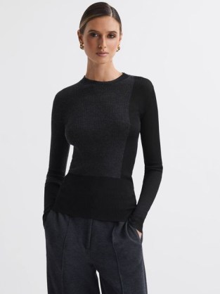 Reiss JUDE HYBRID WOOL-SILK KNIT T-SHIRT BLACK / CHARCOAL – chic fitted long sleeve tops – sophistcated knitted tonal tee – elegant autumn top