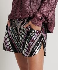 ONE TEASPOON CHEVRON HAND SEQUIN PARTY SHORTS / women’s striped sequinned short p