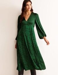 Boden Blouson Sleeve Midi Tea Dress in Amazon Green, Animal Spot / balloon sleeved dresses with empire waist p